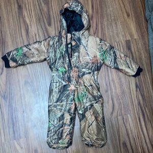 Toddler camo snowsuit!